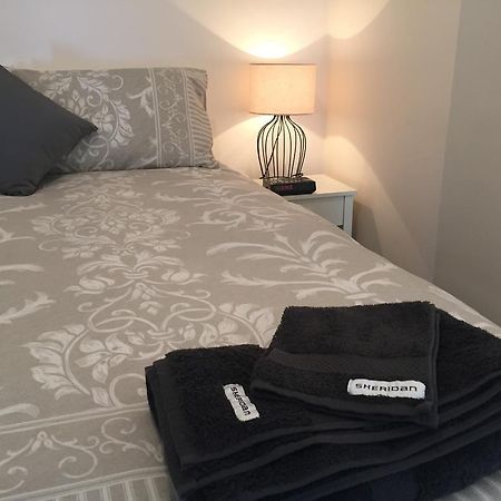 فيلا Terrace On Walbourne لونسيستون الغرفة الصورة